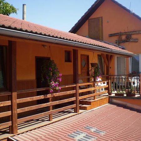 Penzion Adriana Hotel Rožňava Kültér fotó