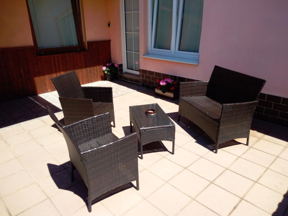 Penzion Adriana Hotel Rožňava Kültér fotó